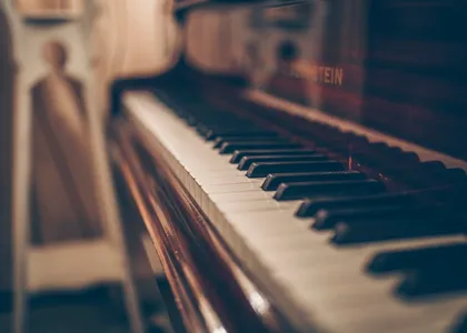 Acoustic & Digital at Hartwell & Sons
