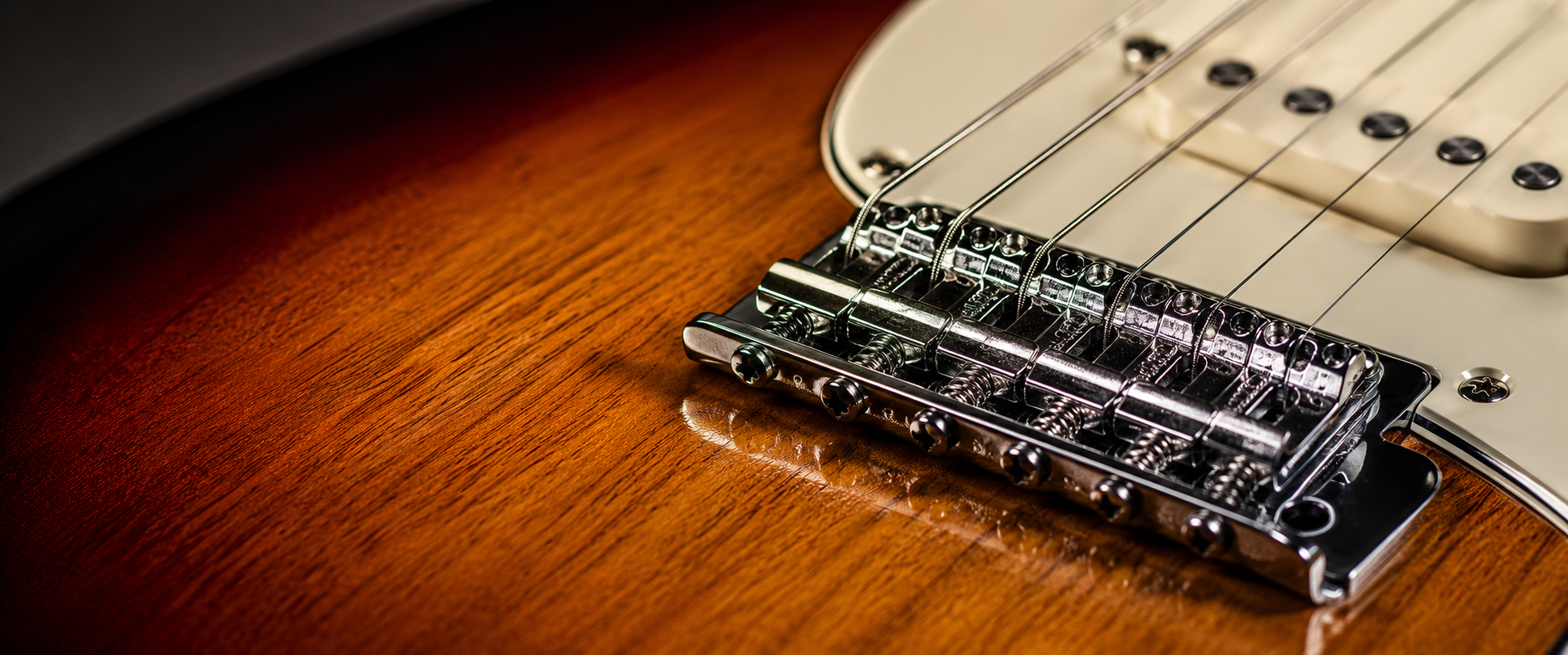 Custom Shop Sunburst Stratocaster Detail